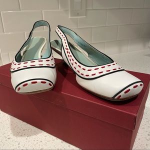 Bottega Veneta kitten heels